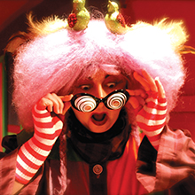 Kris Kringle Inventionasium Lady with goofy goggles